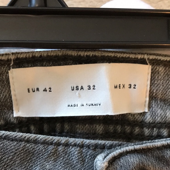 Zara jeans - Picture 5 of 5